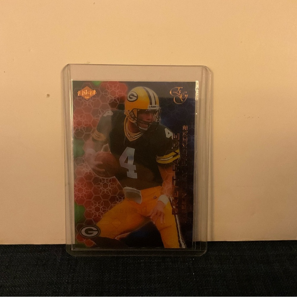 BRETT FARVE EDGE #E9 PERFECT CONDITION